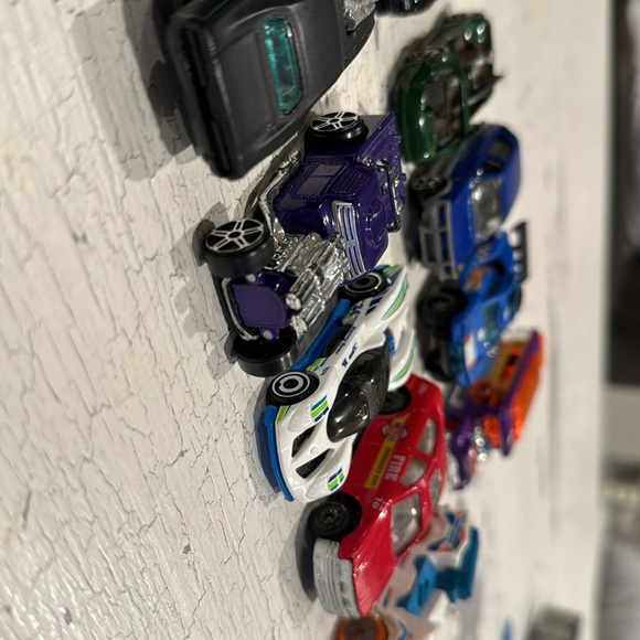 14 mini cars - hotwheels, matchbox cars mix 1970-2022 - Picture 3 of 4